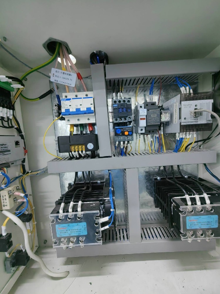 固态继电器与电力调整器区别？